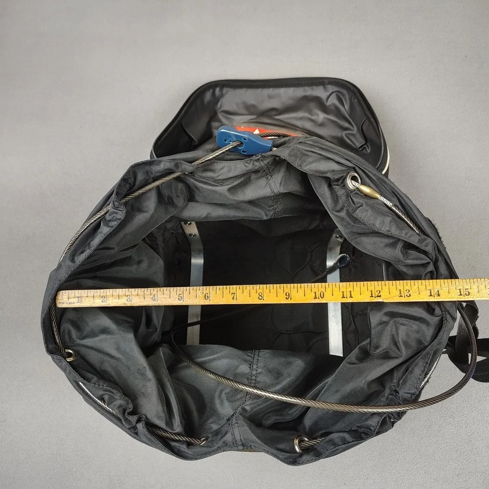 Pacsafe Exomesh Anti Theft Travel Bag Duffle Trunk Large Rigid Black Cable Lock